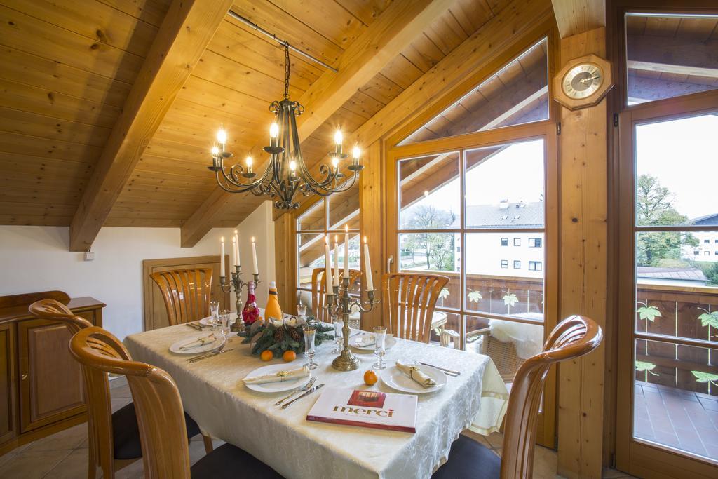 Апартаменти Golden Gapa Penthouse 1 Гарміш-Партенкірхен Номер фото